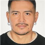 Graduado en diseño industrial y desarrollo de producto, especializado en diseño gráfico y comunicación.